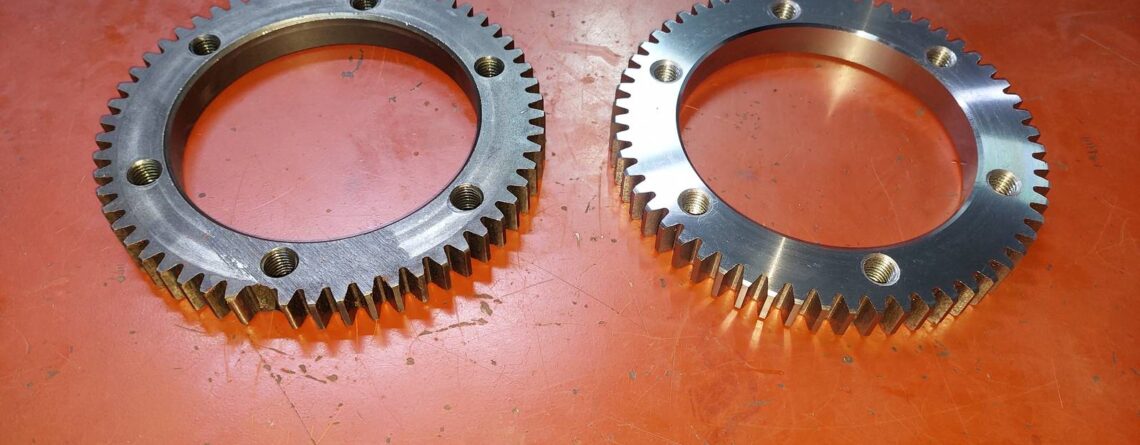 Coronas y piezas dentadas fabricadas para maquinaria industrial